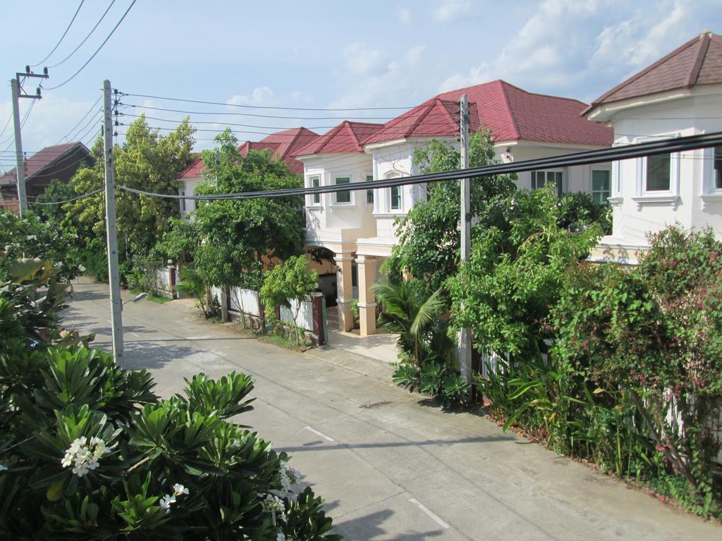 Kamalar Palace Phra Nakhon Si Ayutthaya Exterior foto